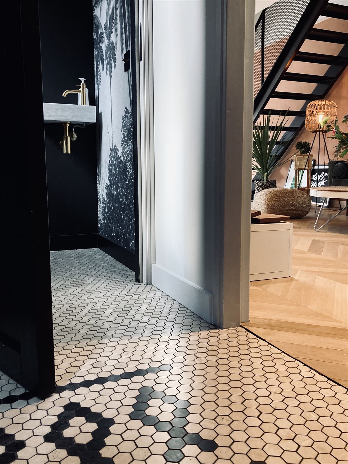 Mosaic Hexagon Plain Bottocino