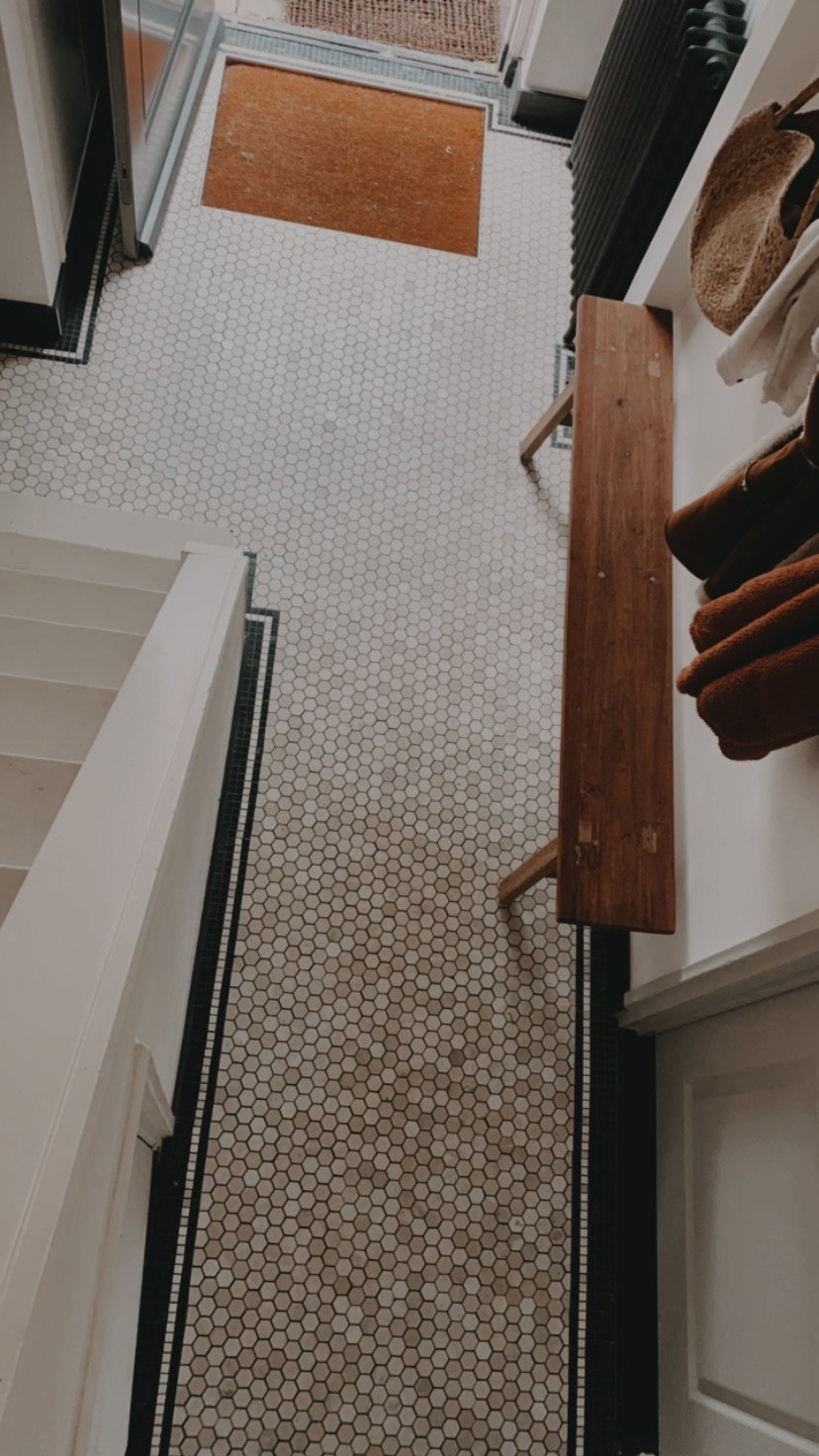 Mosaic Hexagon Plain Bottocino