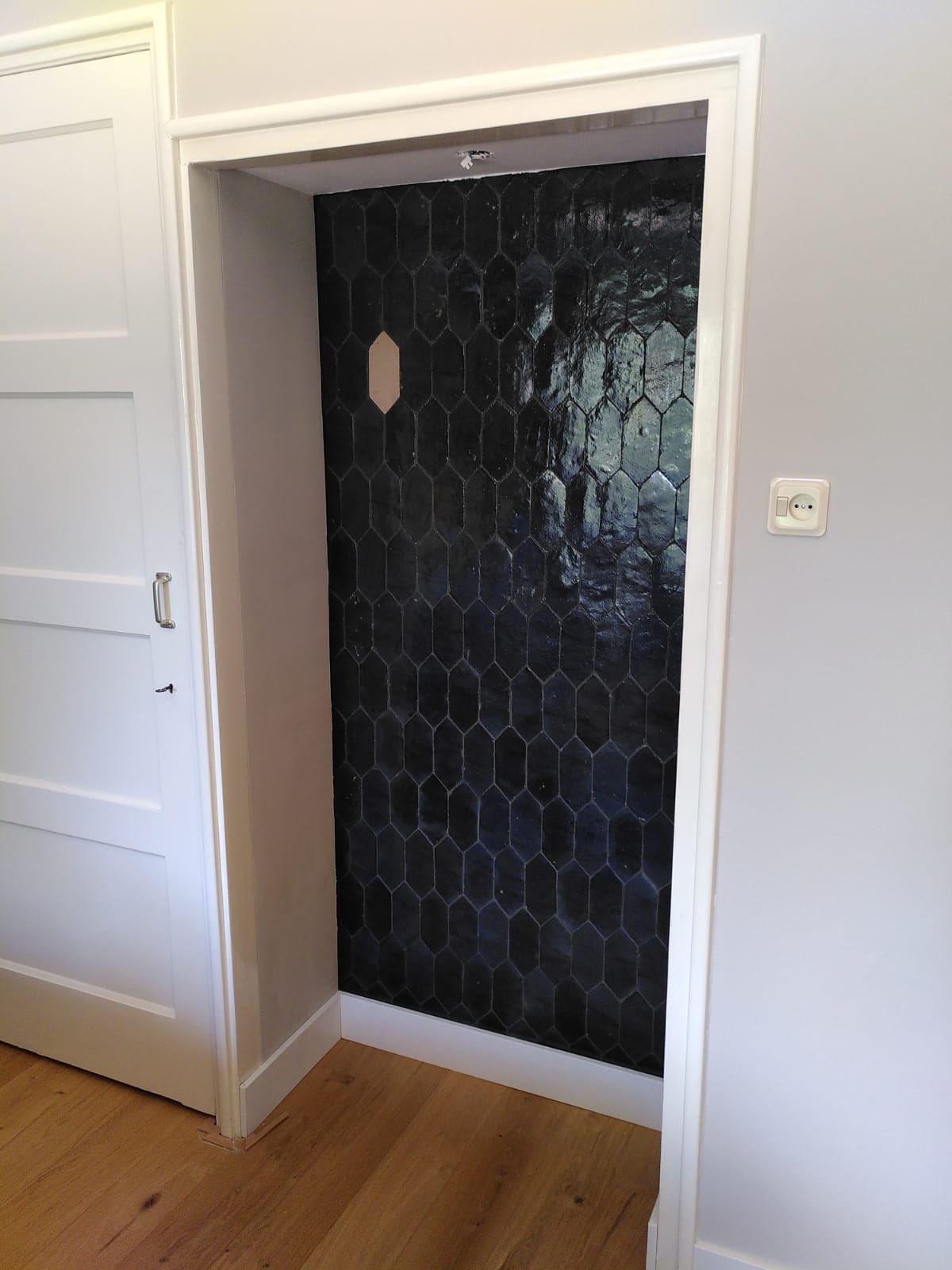 Platta Noir Art Deco