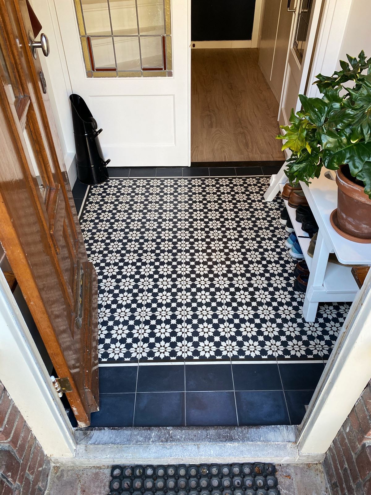 Azule 11 Corner Egal