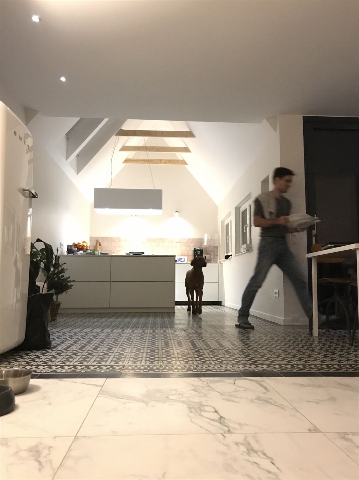 Azule 11 Corner Egal