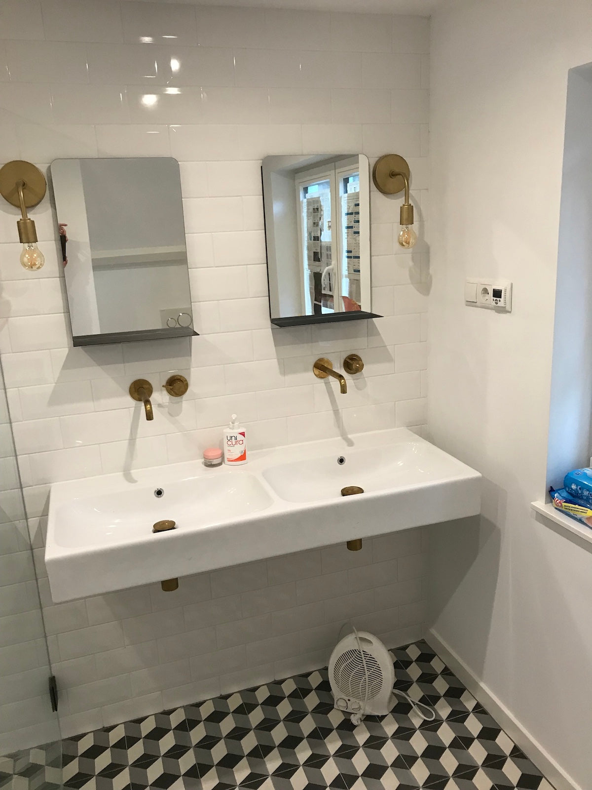 Escher Quarto S800