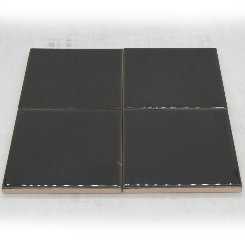 Esmalte Tarantula Cuatro