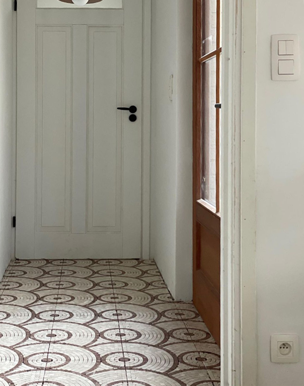 Mosaic Circle Bottocino