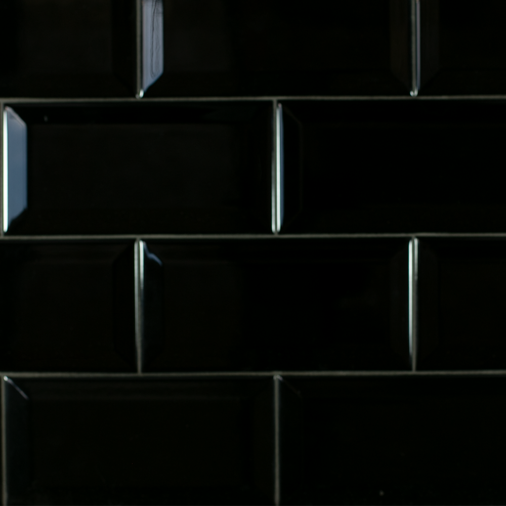 Metro Biselado Negro