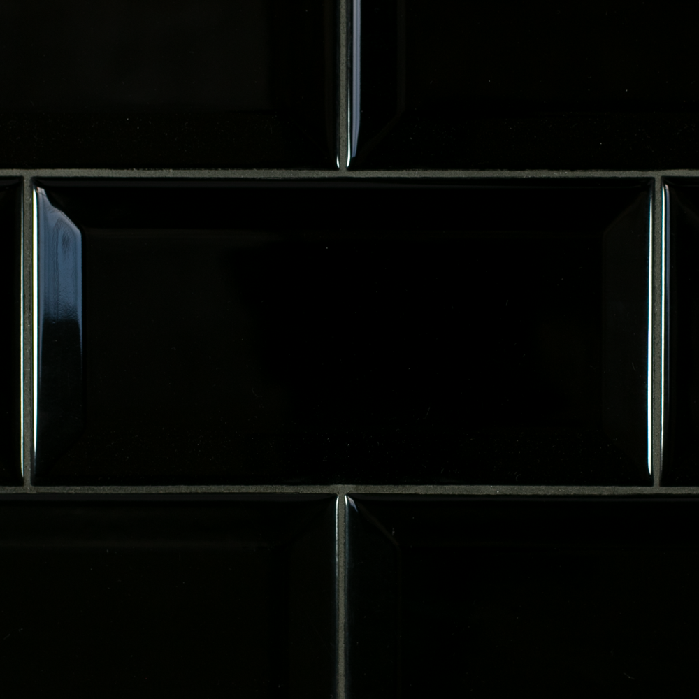 Metro Biselado Negro