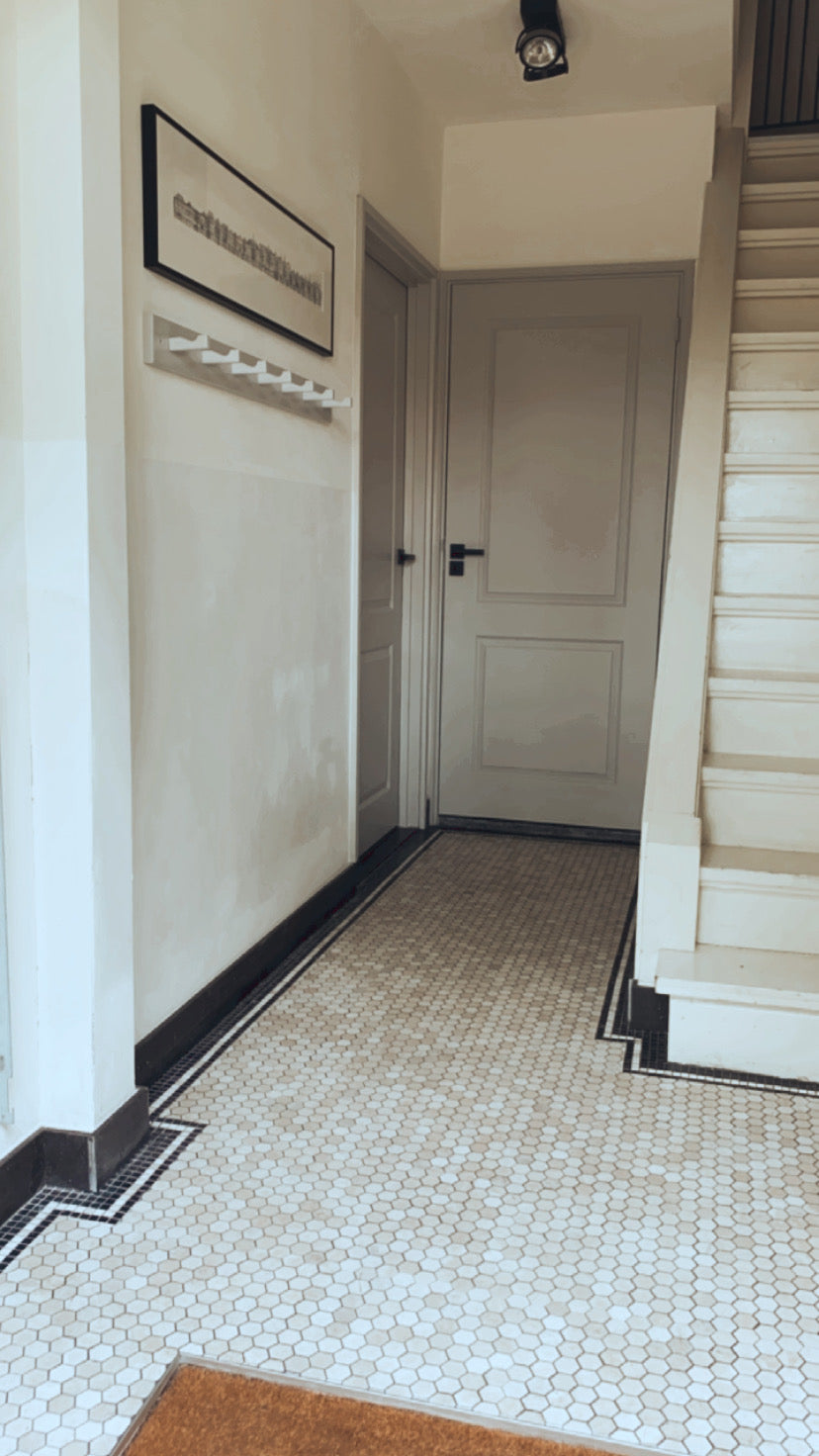 Mosaic Border Plain Bottocino