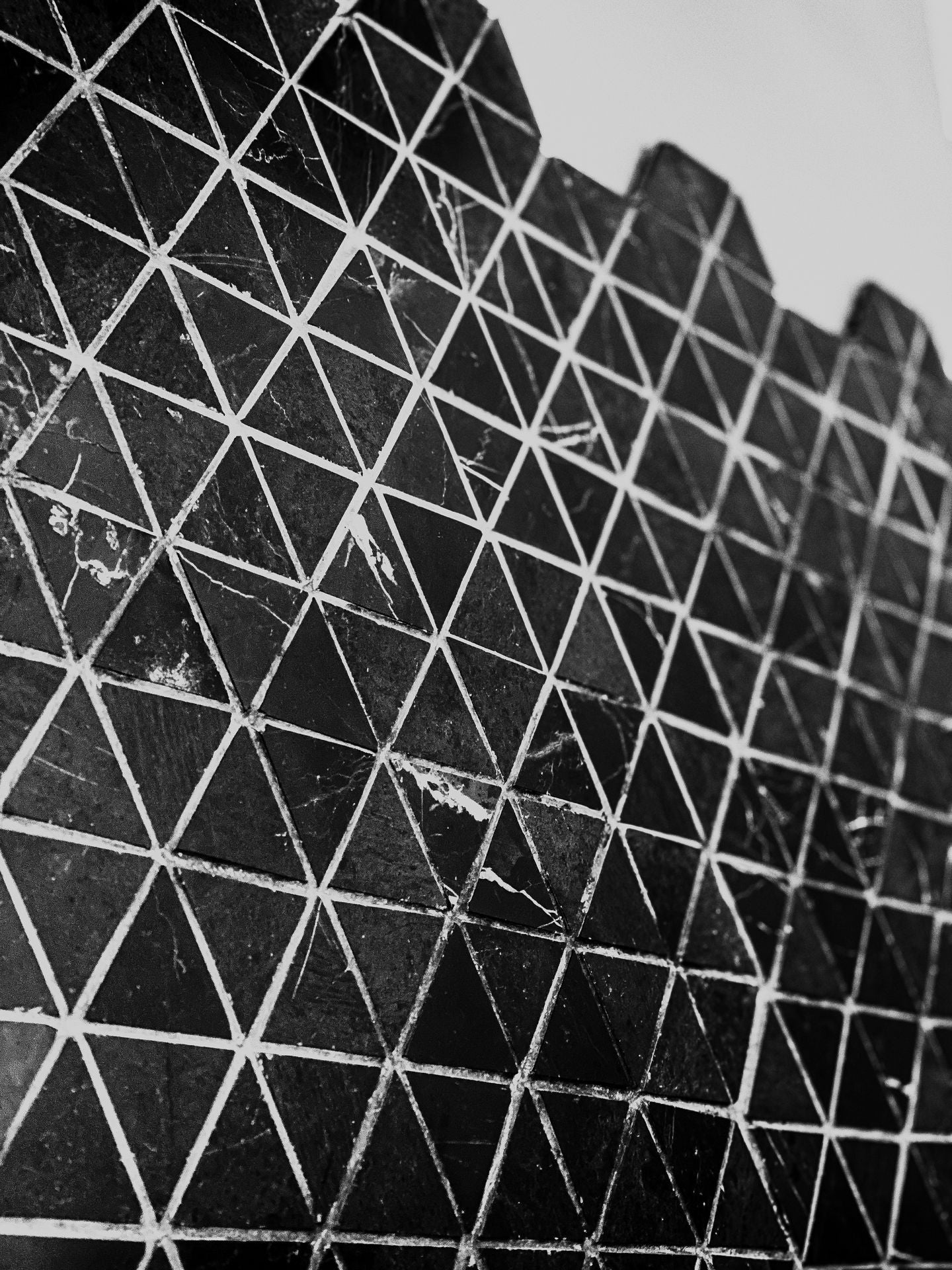 Mosaic Triangle Toros Black