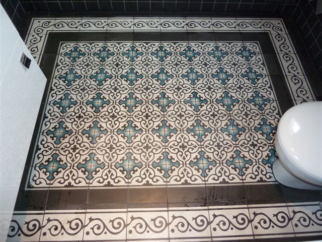 Azule 12 Border