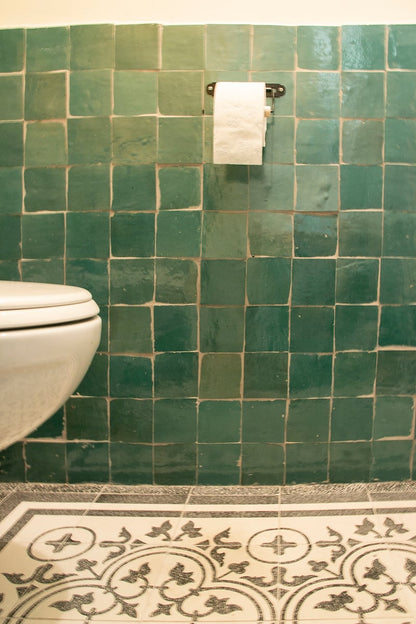 Negra 03 Granito Border L