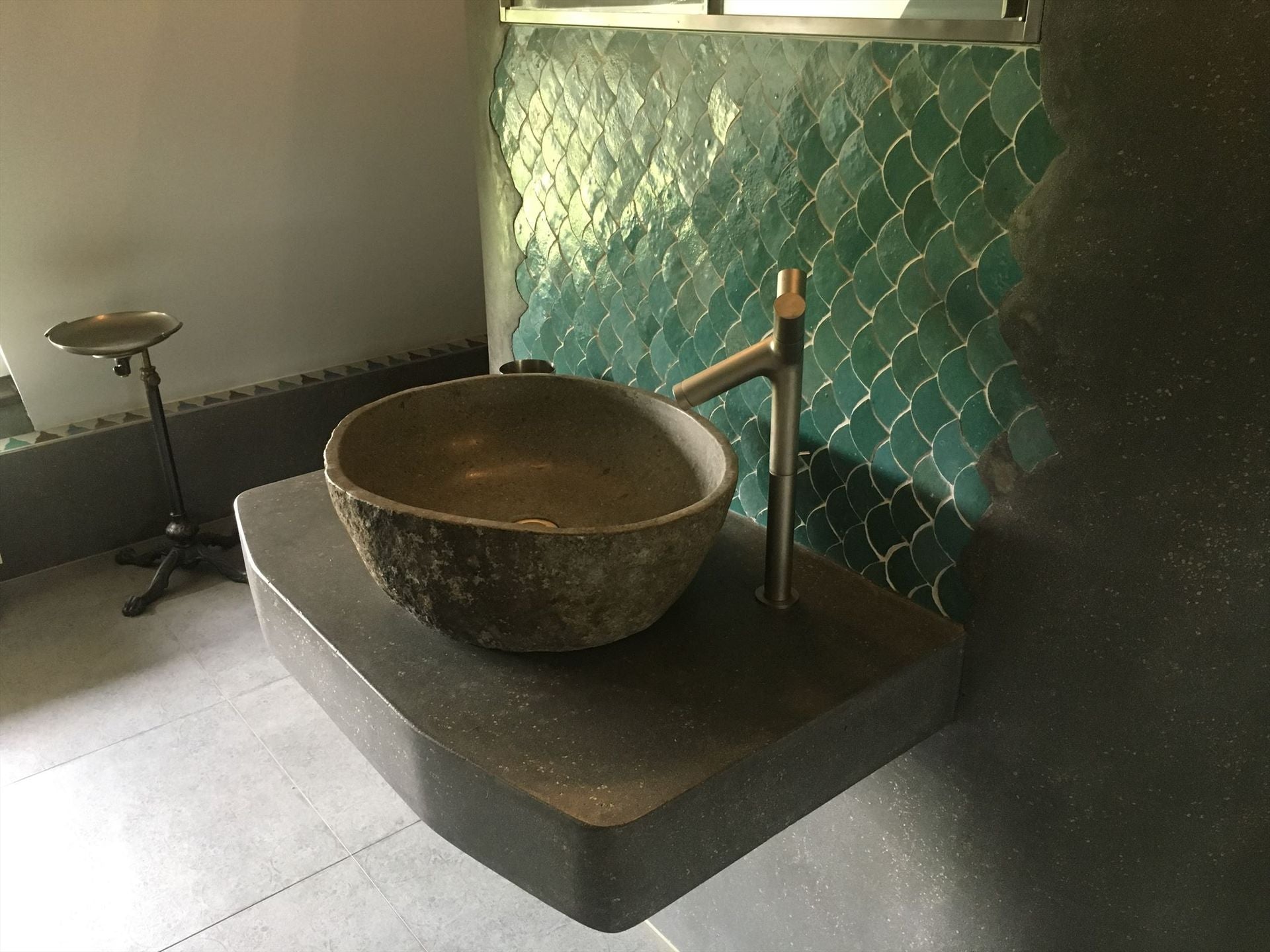 Zellige Atlas Petrol Poisson Echelles