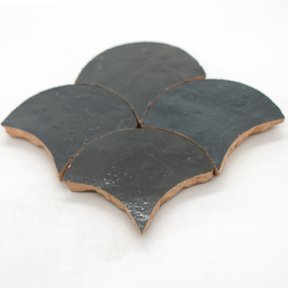 Zellige Charcoal Poisson Echelles